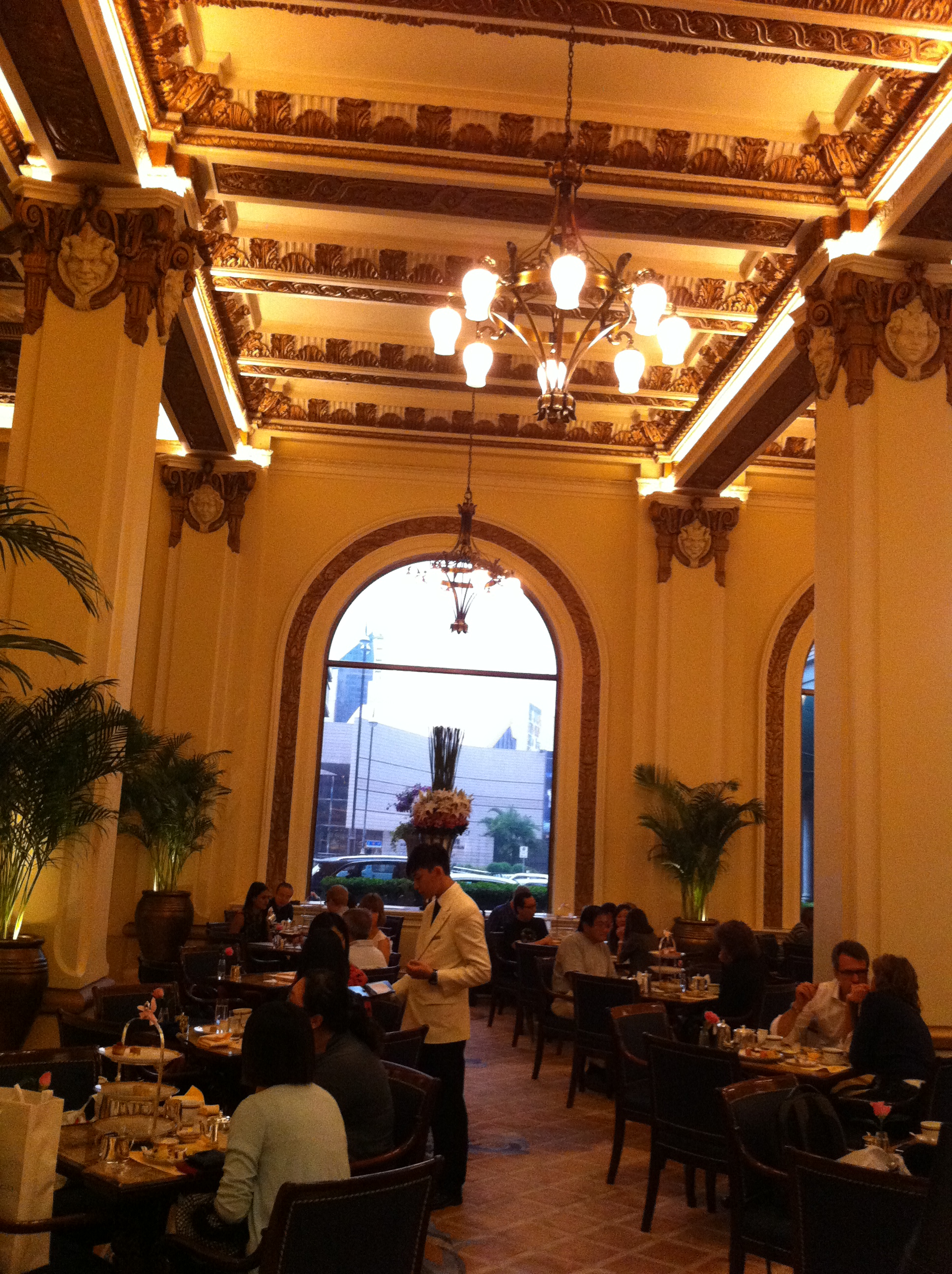 Lobby restaurant interior, The Peninsula Hong Kong
