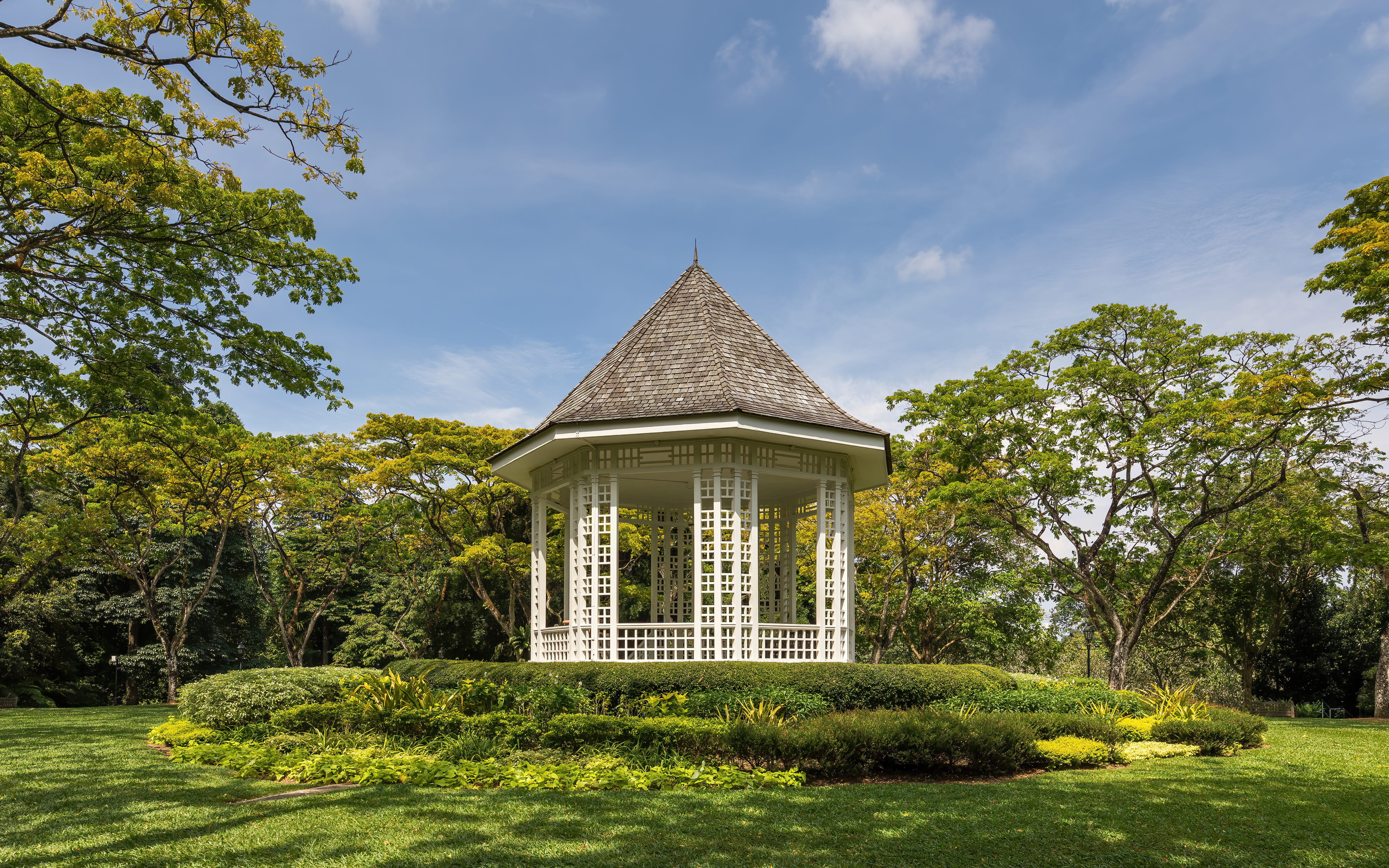 Bandstand at Singapore Botanic Gardens on a sunny afternoon